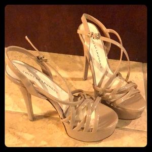 Like new tan heels